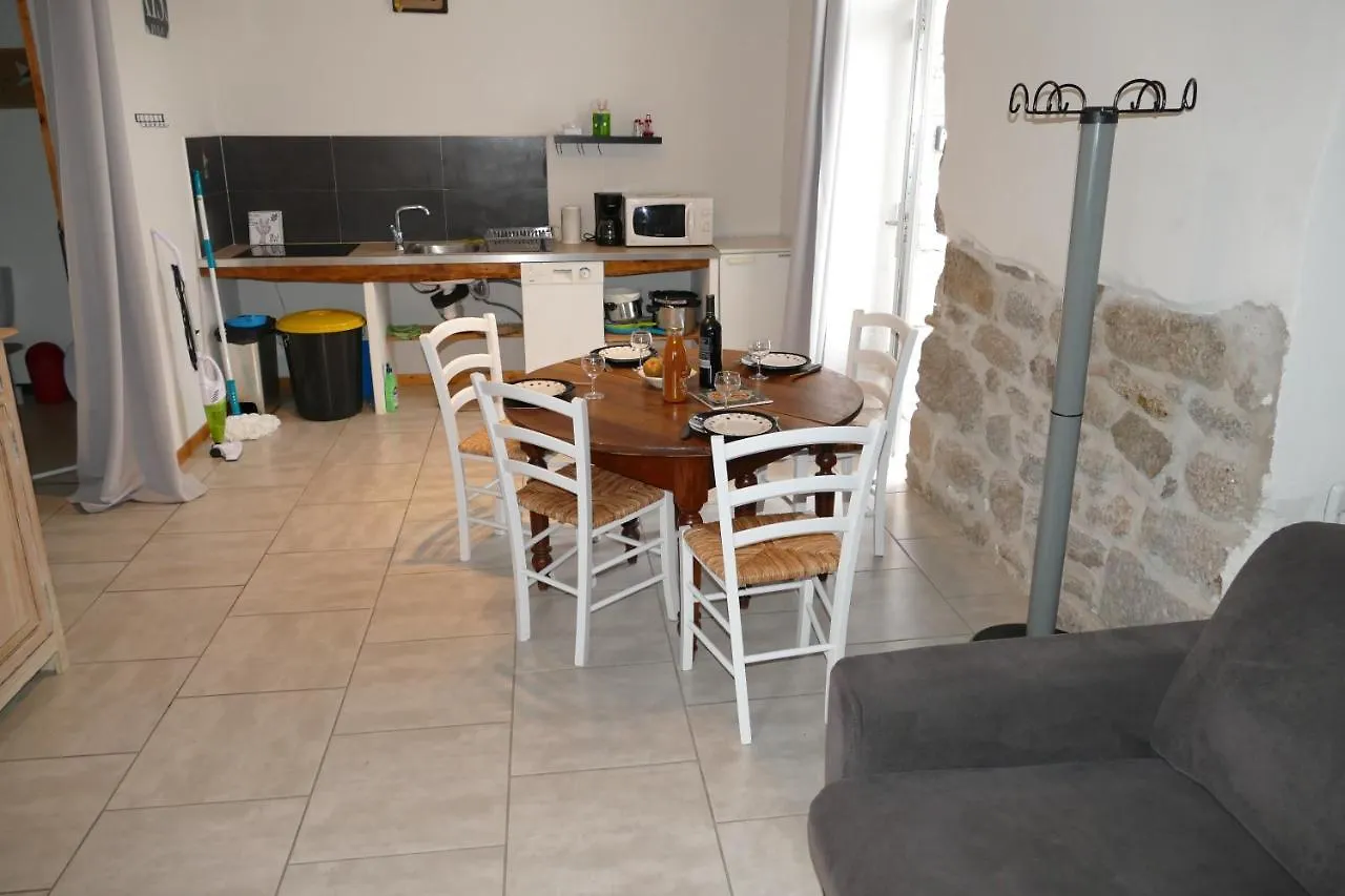 Apartment Gites Des Ecoles Quintenas